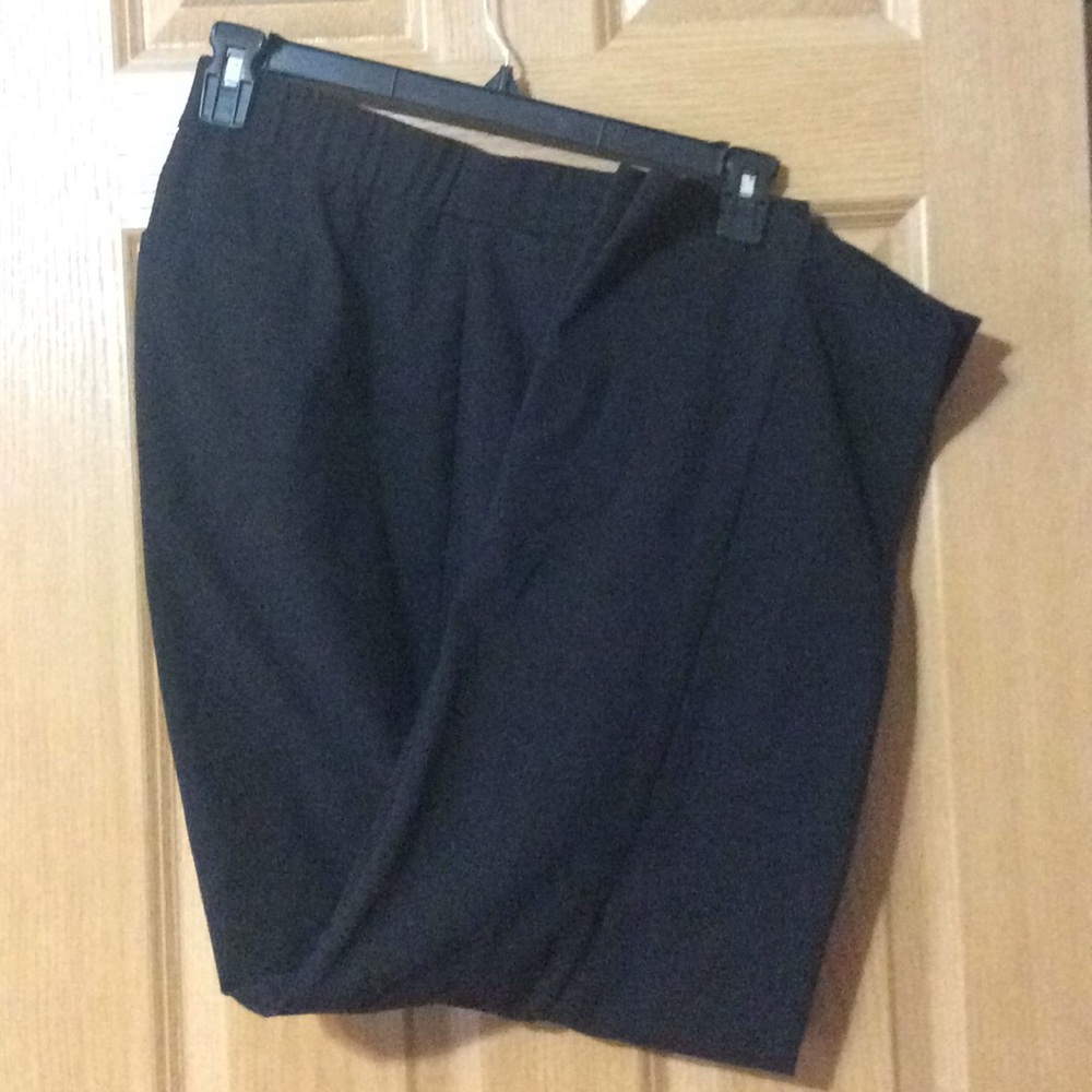 Catherine’s Right Fit black dress pants sz. 26